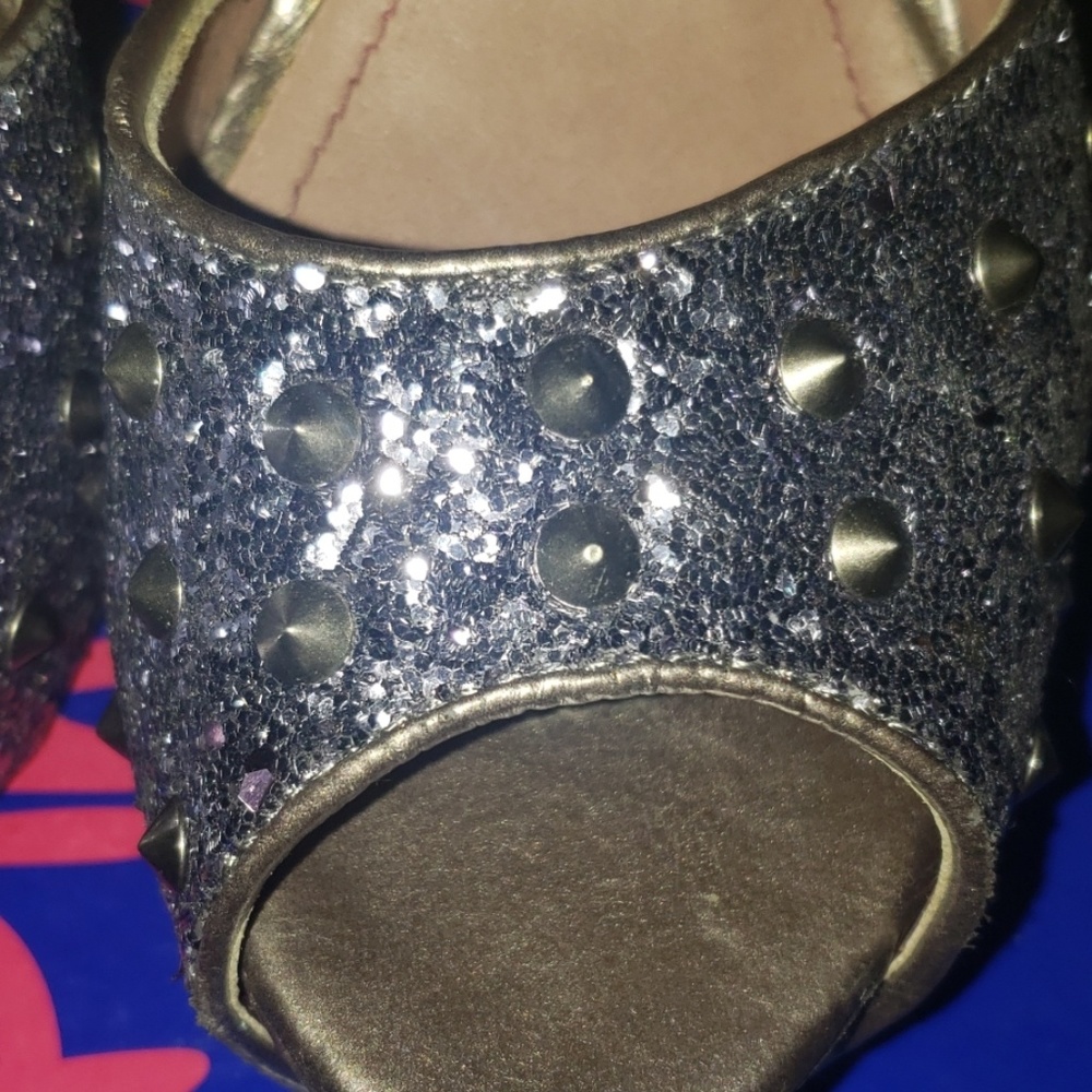 Blinged platforms - Picture 4 of 4
